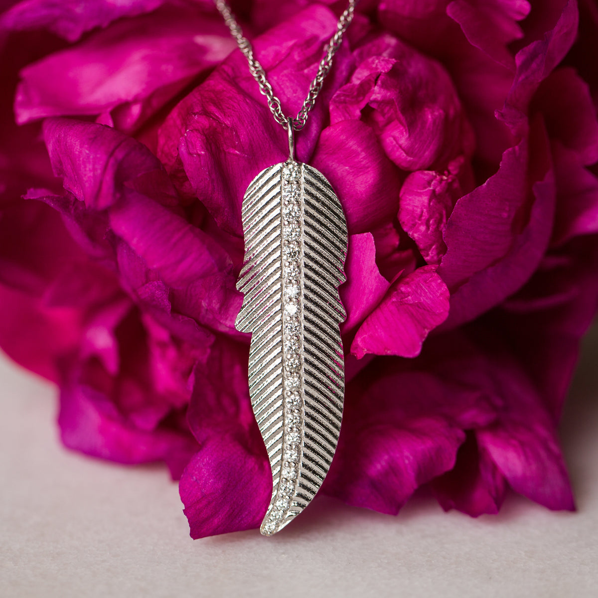 Pink feather necklace sale