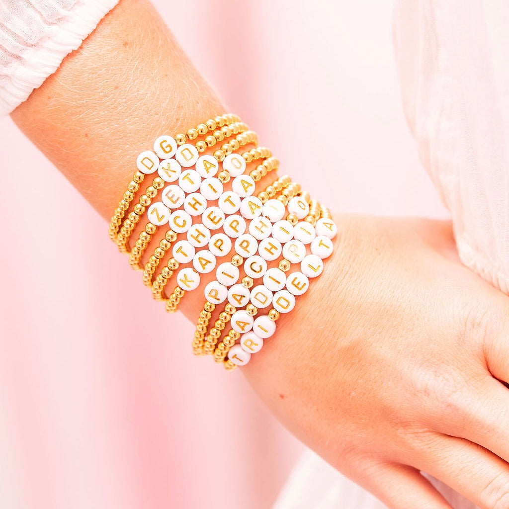 Buy the White Matte Agate and Gold Beaded Bracelet | JaeBee Jewelry