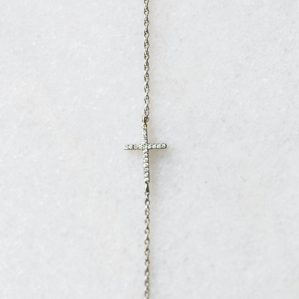 Sideways Diamond Cross Bracelet | 14-Karat -