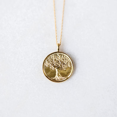 Tree of Life Family Name Pendant - Buy Certified Gold & Diamond Pendants  Online | KuberBox.com - KuberBox.com